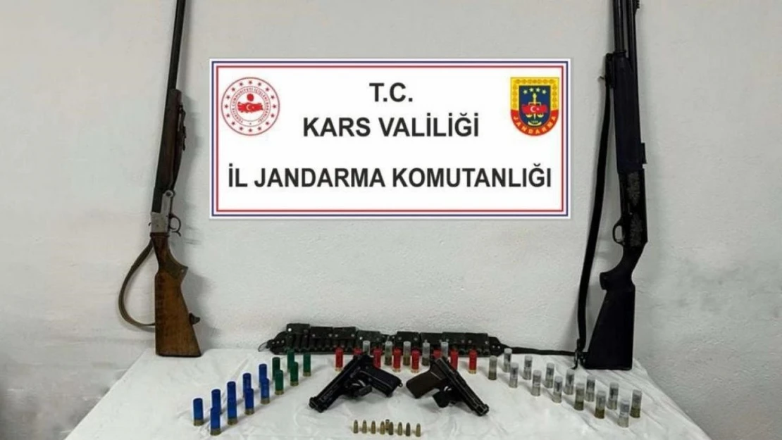 Kars'ta jandarma ruhsatsız silah ele geçirdi