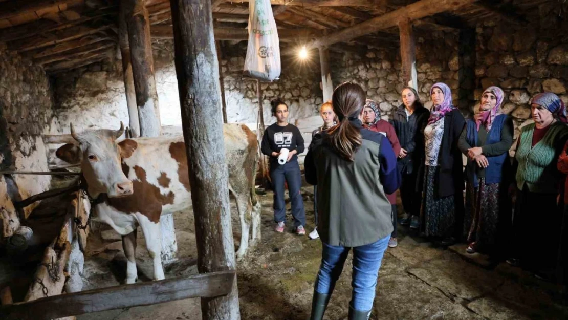 Kars'ta kadın çiftçilere eğitim verildi