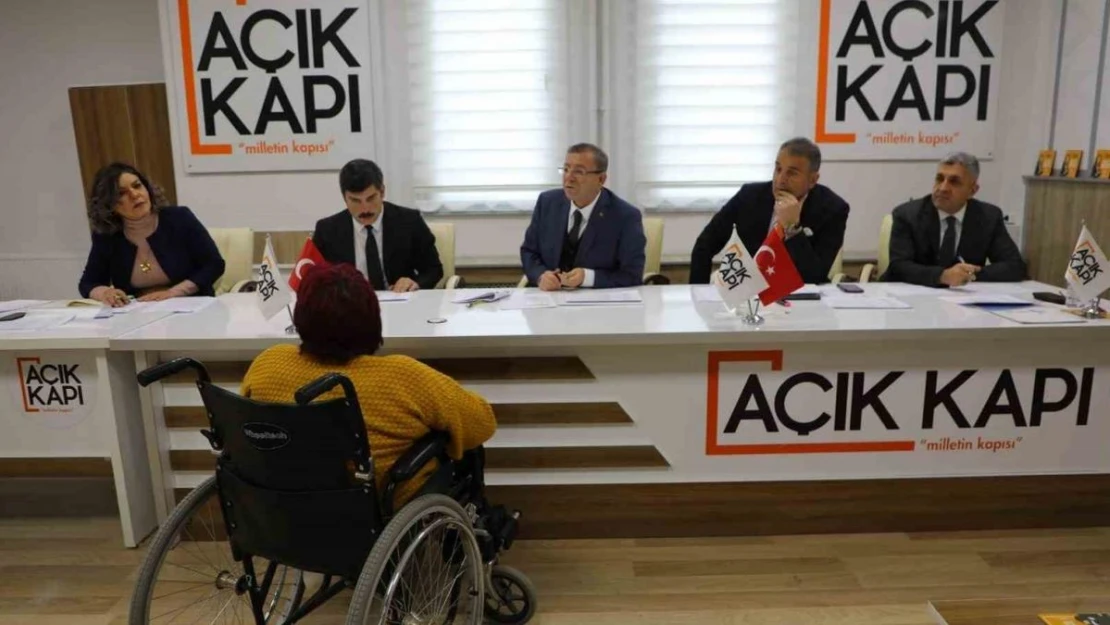 Kars'ta sorunların çözümü milletin kapısı Açık Kapı'da