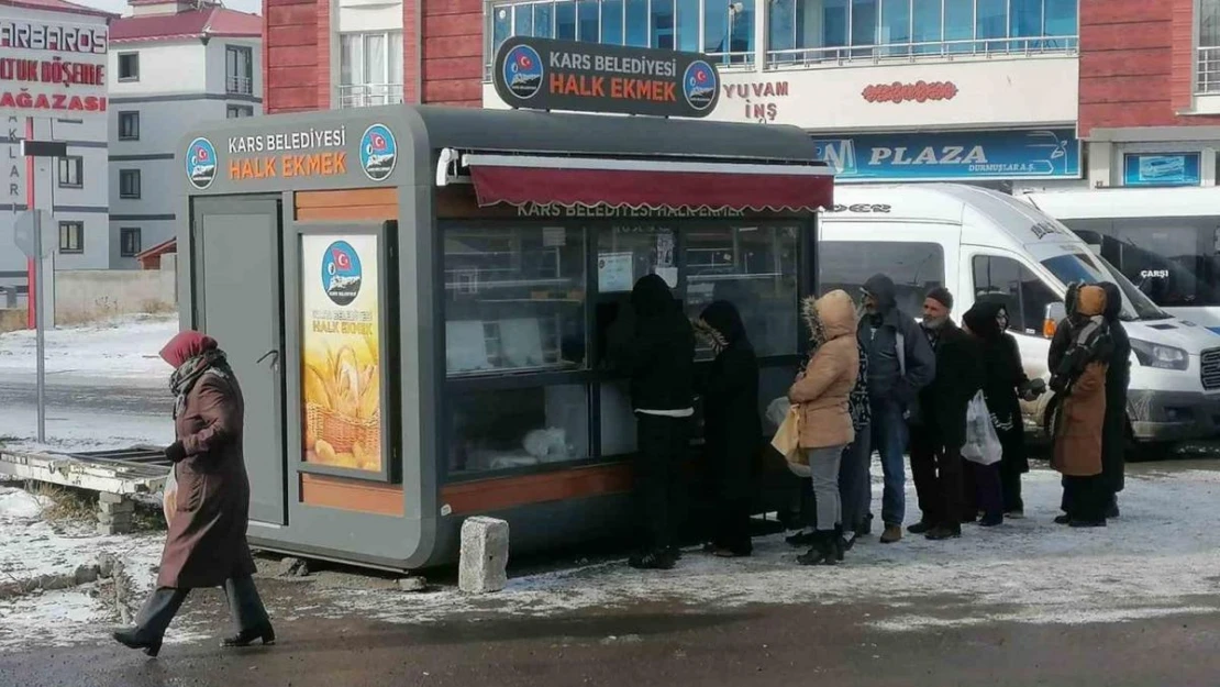 Kars'ta vatandaşlar 'Halk Ekmeğe' yöneldi