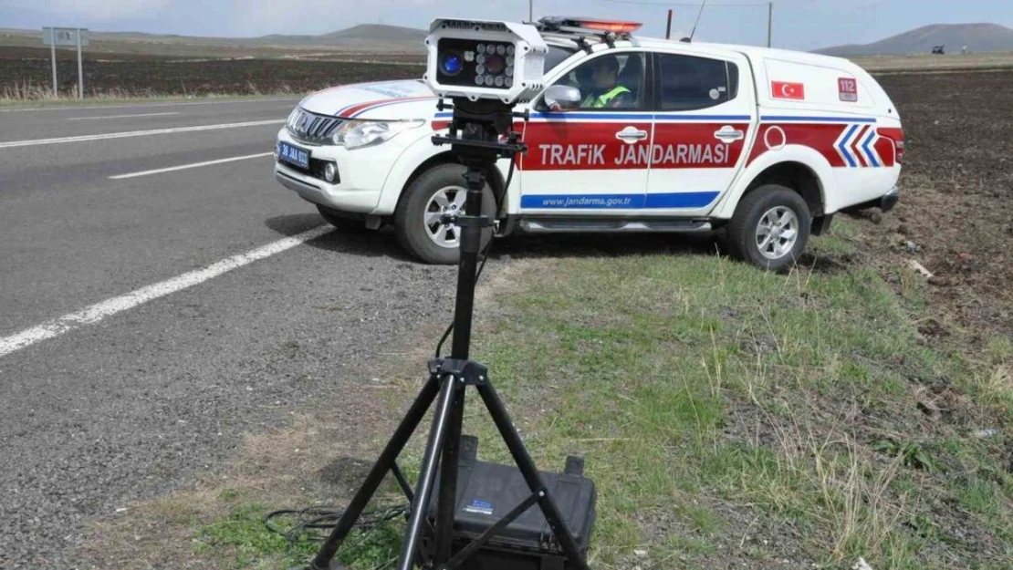 Kars'ta yerli ve milli radar sistemiyle hız kontrolü