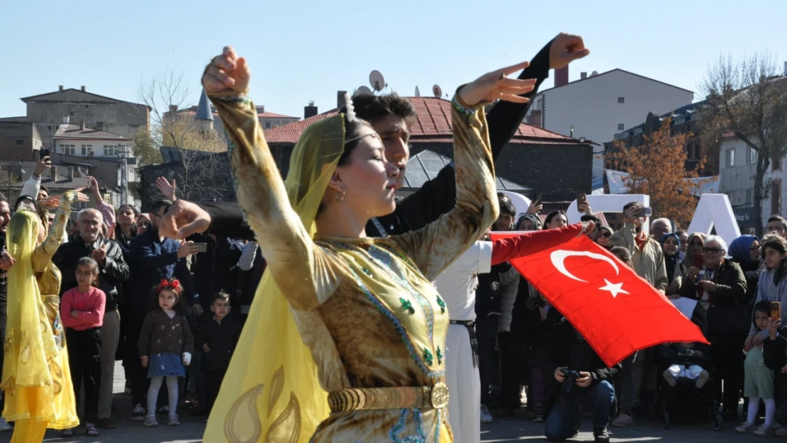 Kars Uluslararası Aşıklar Bayramı başladı