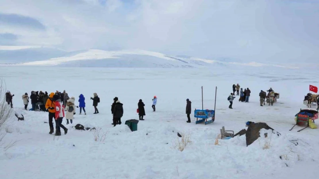 Kars yerli ve yabancı turistlerin uğrak yeri oldu