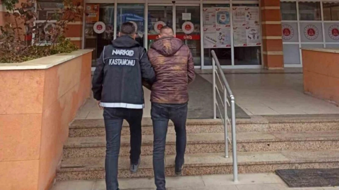 Kastamonu'da 4 bin adet sentetik ecza hap ile yakalanan tutuklandı