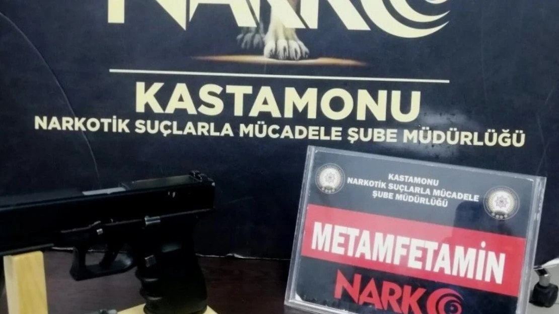 Kastamonu'da uyuşturucuyla yakalanan 2 kişi gözaltına alındı