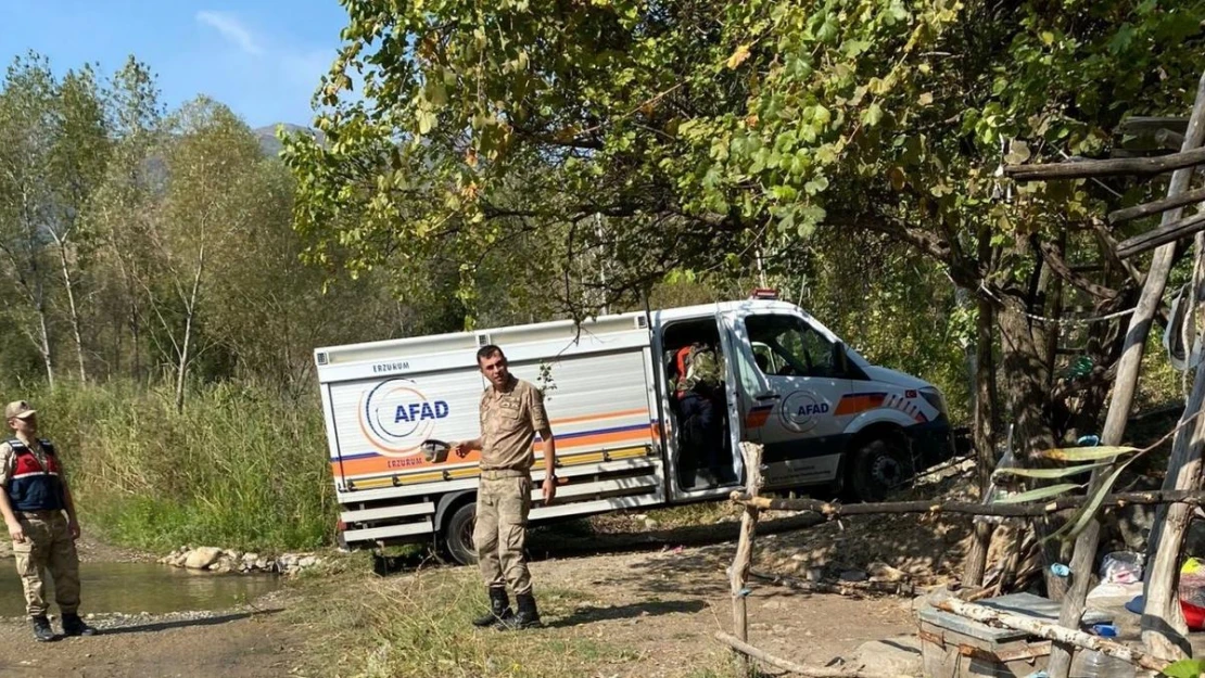 Kayıp yaşlı kadını jandarma ve AFAD ekipleri buldu