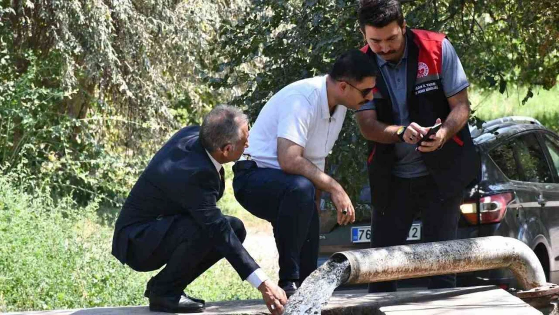 Kaymakam Aydın,  'Aralık Millet Bahçesi'nde incelemelerde bulundu