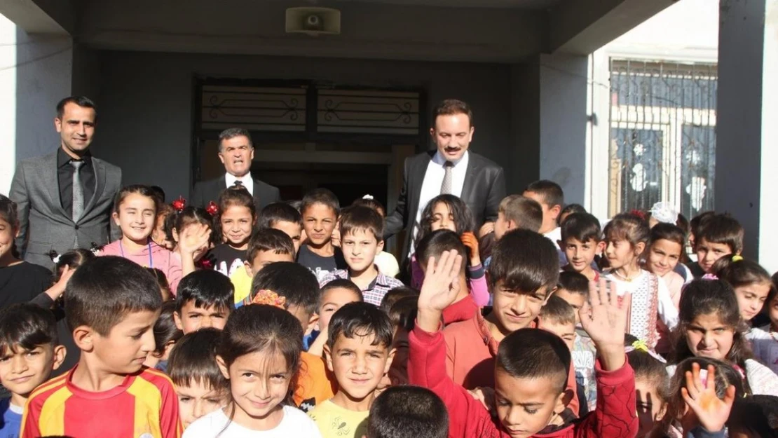 Kaymakam Bayram, öğrenci ve öğretmenlerle bir araya geldi