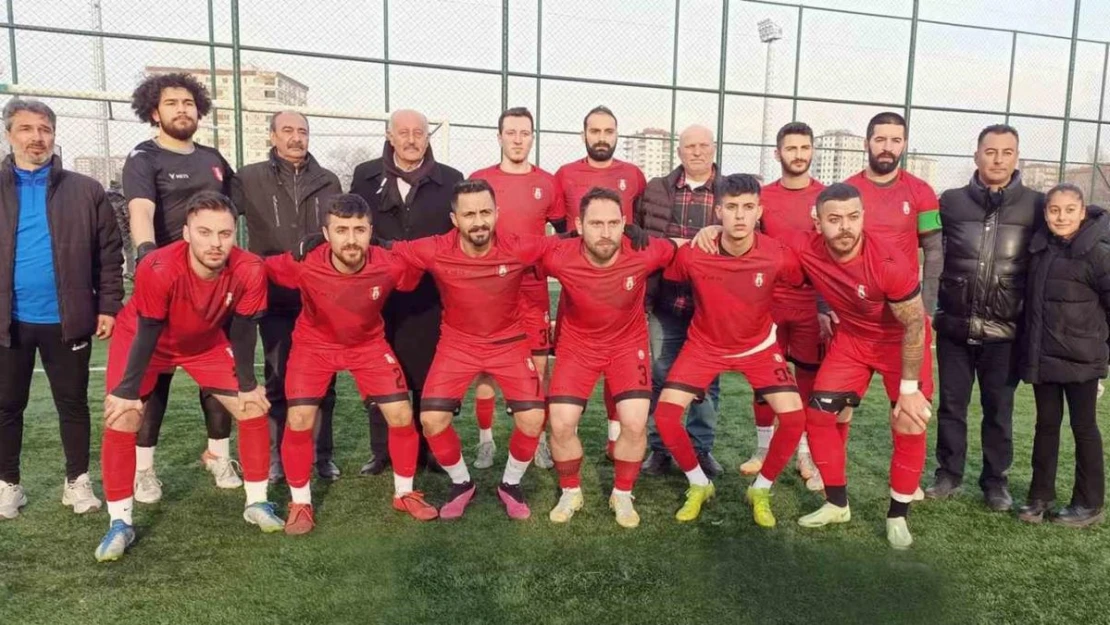 Kayseri 1. Amatör Küme: Gazi Osman Paşaspor: 3- Özvatan Gençlik: 2