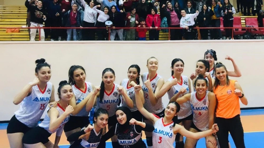 Kayseri Voleybol Kulübü: 3 -Adana Voleybol: 0