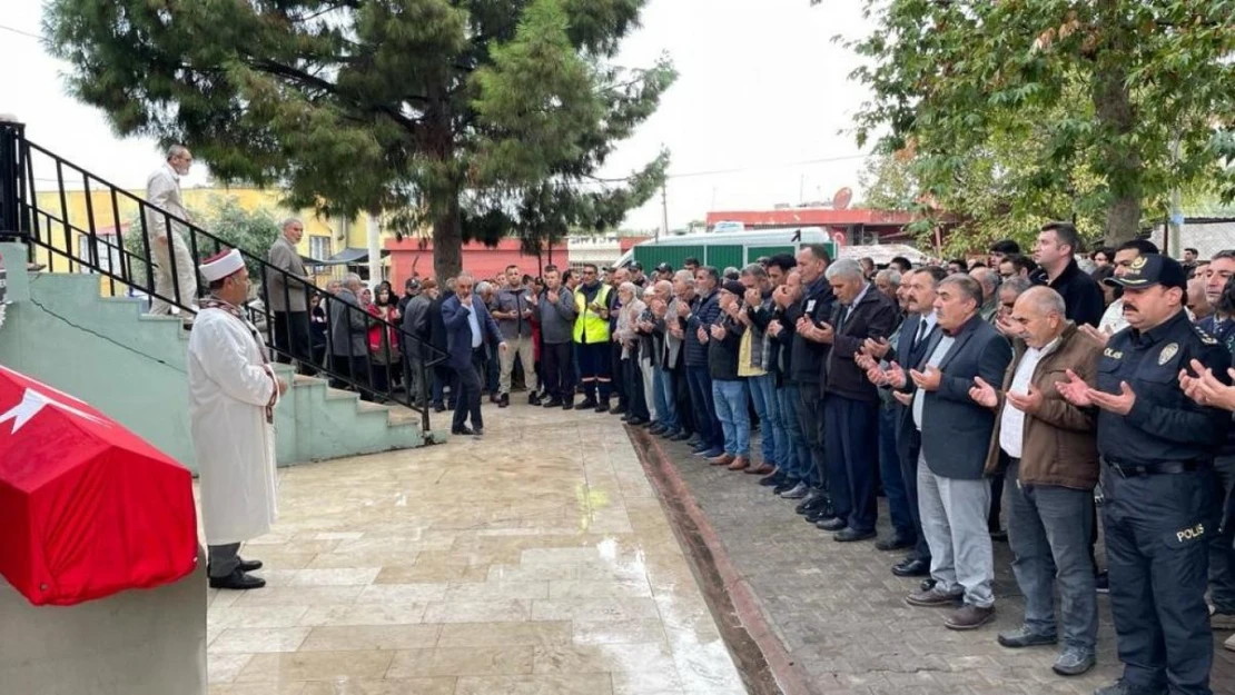 Kazada hayatını kaybeden polis memuru memleketi Osmaniye'de toprağa verildi