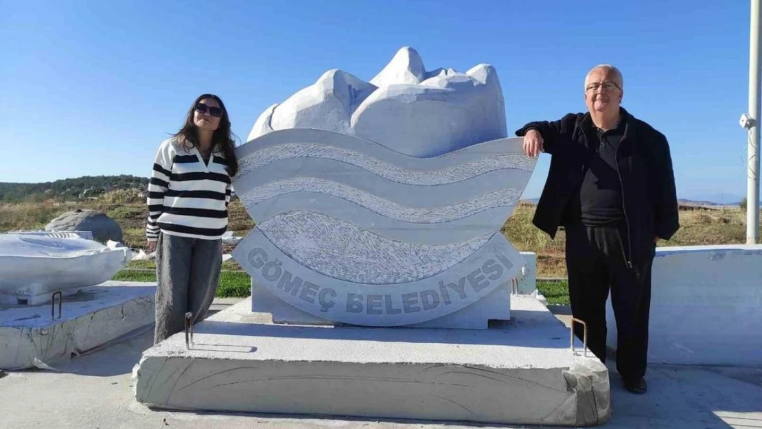 Kazakistanlı Gazeteciler, Gömeç Heykel Sempozyumunu ziyaret etti