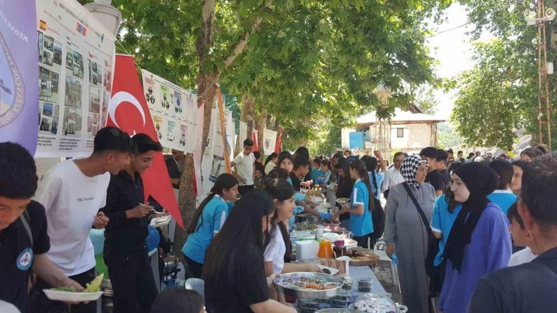 Keban'da eğitim şenliği