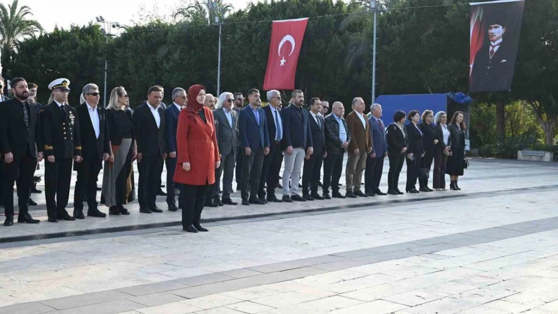 Kemer'de öğretmenler günü kutlandı