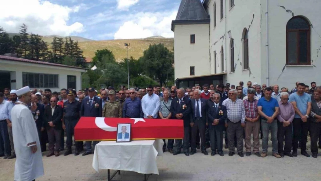 Malatya'da Kıbrıs Gazisi son yolculuğuna uğurlandı