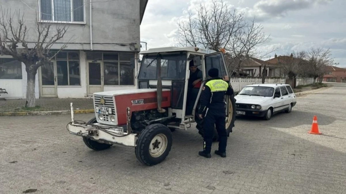 Kırklareli'de traktör sürücüleri bilgilendirildi