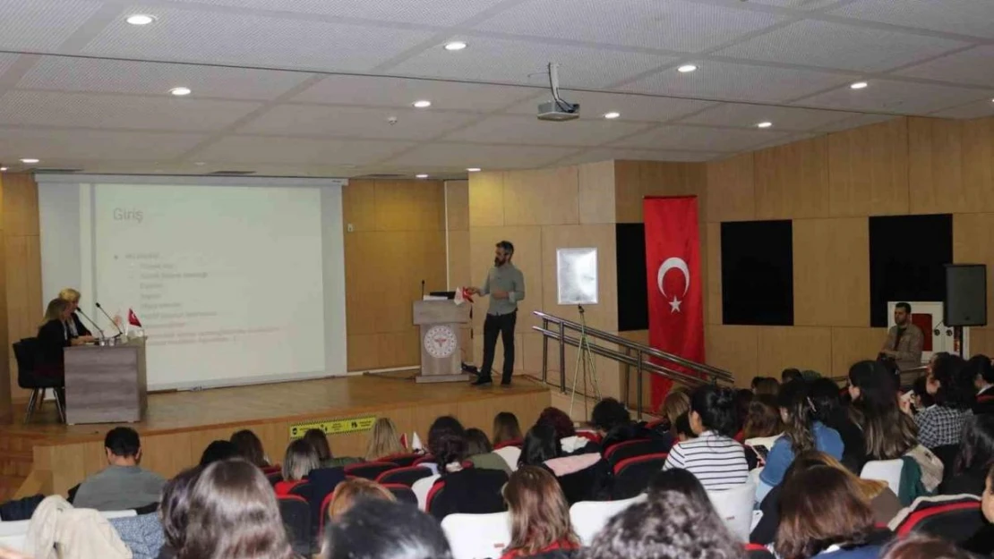 Kırklareli'nde yoğun bakım hemşirelerine sempozyum