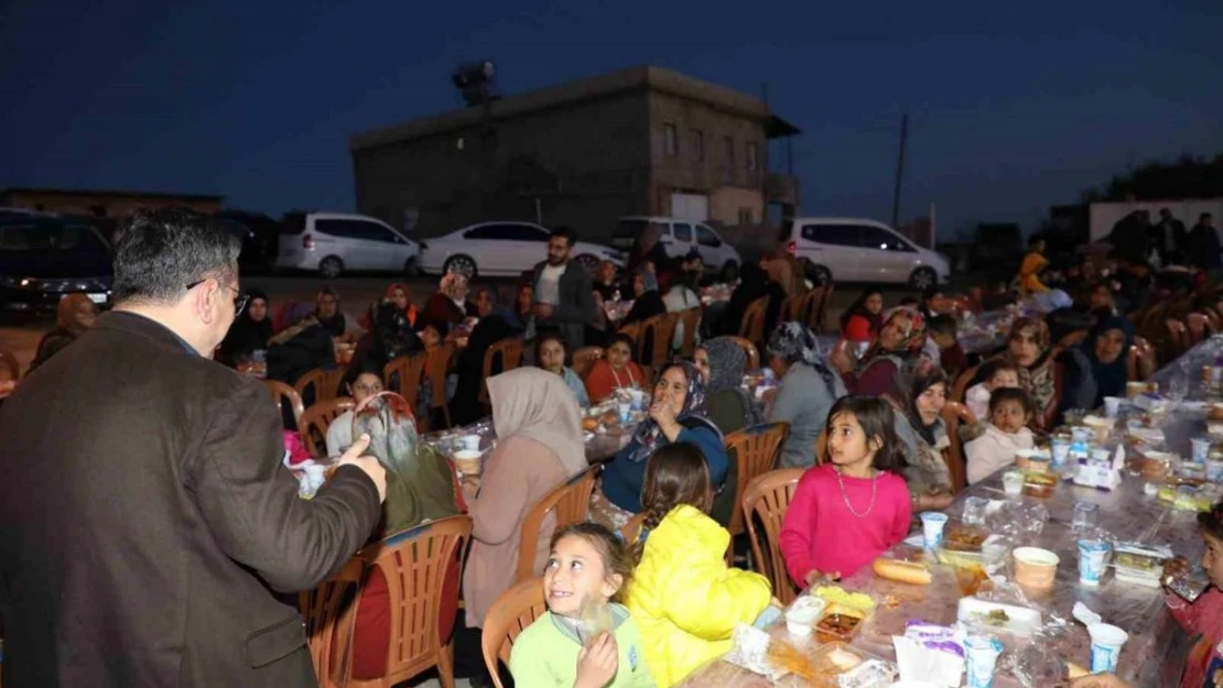 Kırsaldaki vatandaşlar iftarda bir araya geldi