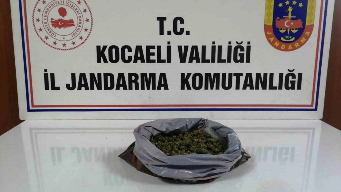 Kocaeli'de 37 bin makaron ve 58 kilo tütün ele geçirildi