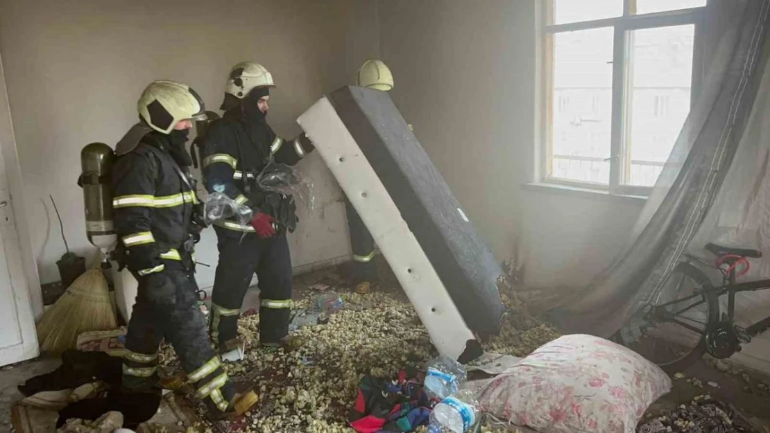 Koltuğa düşen sigara izmariti yangına neden oldu