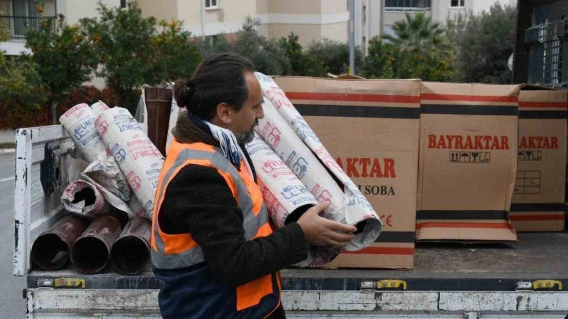 Kuşadası Belediyesi'nden soba yardımı