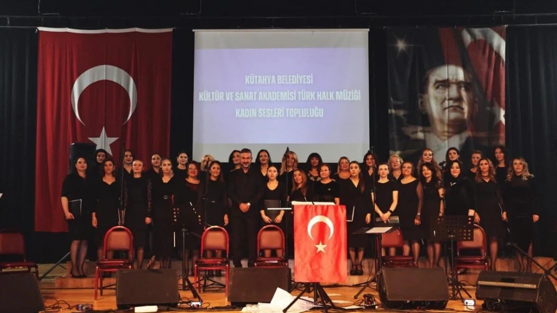 Kütahya'da THM Kadın Sesleri Topluluğu'ndan 'Kahramanlık Türküleri' konseri