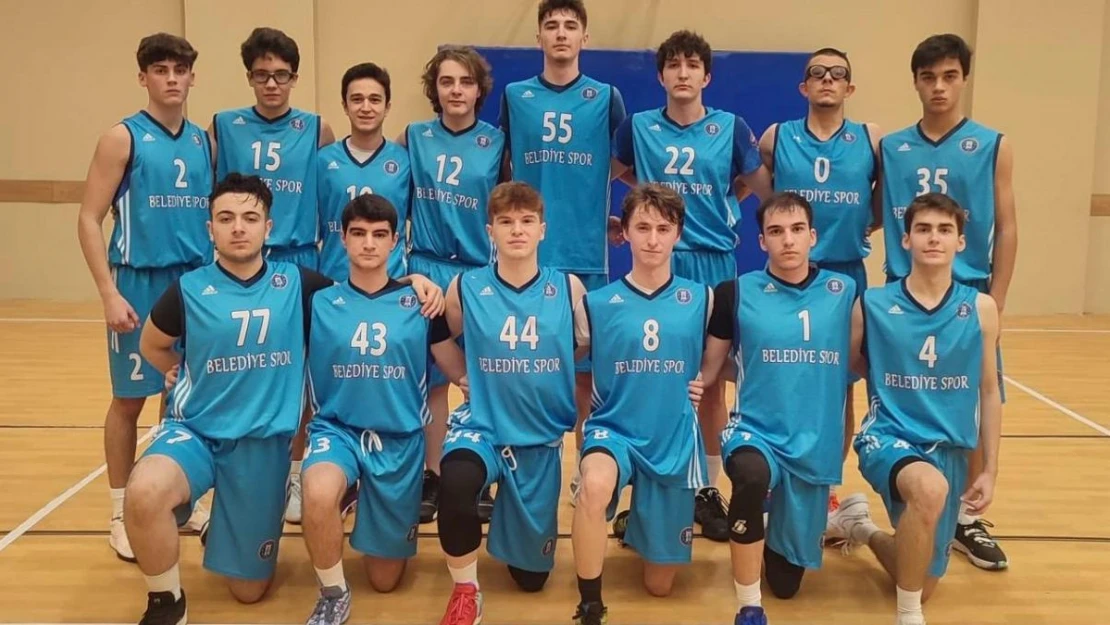 Kütahya'da U16 ve U18 basketbol takımlarından önemli başarı