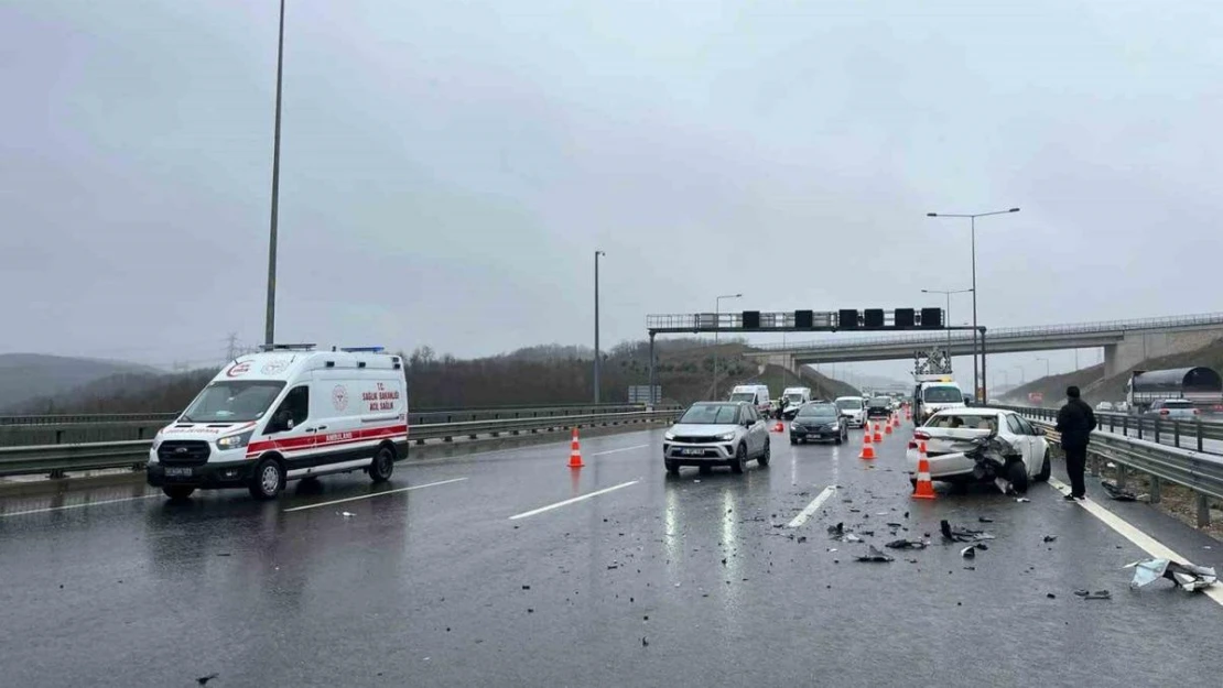 Kuzey Marmara Otoyolu'nda zincirleme kaza: 5 yaralı