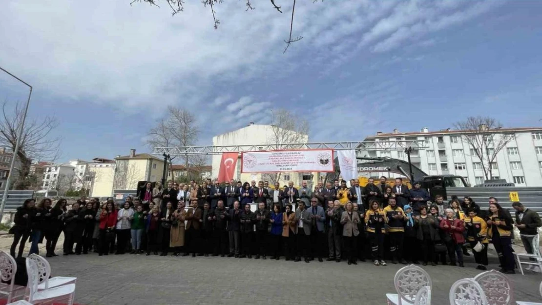 Lüleburgaz Sağlık Kompleksi'nin temeli törenle atıldı