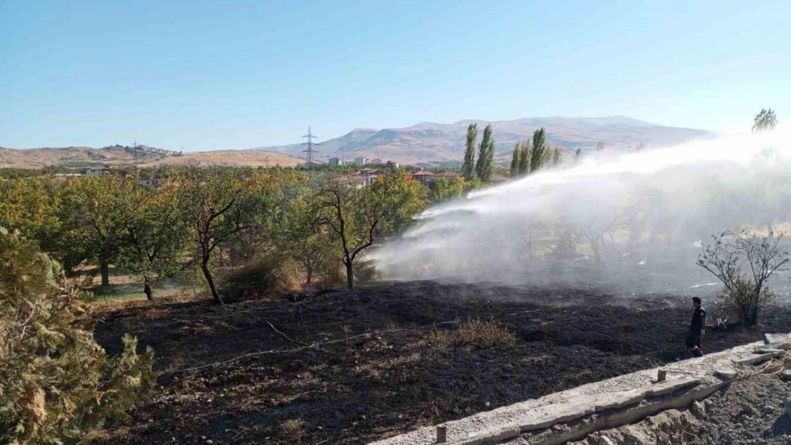 Malatya'da bahçe yangını