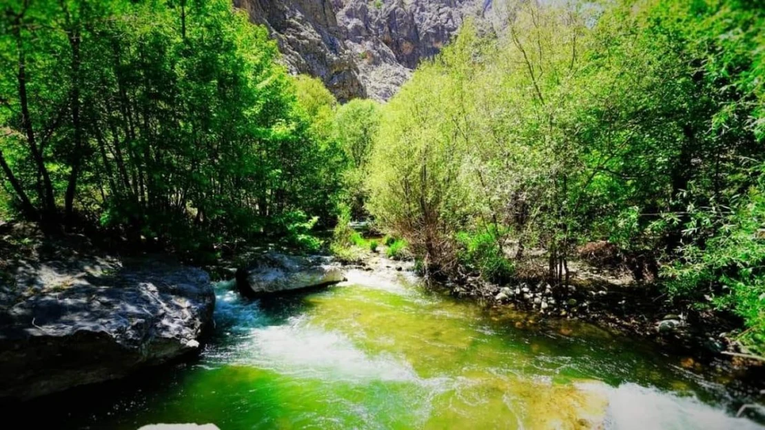 Malatya Kayaarası kanyonu her mevsim ayrı güzel