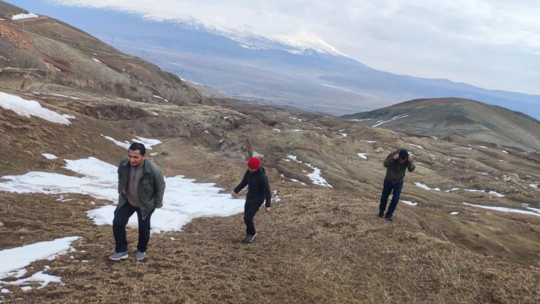 Malezyalı dağcılar, Nuh'un Gemisinin izi olduğu iddia edilen bölgeyi ziyaret etti