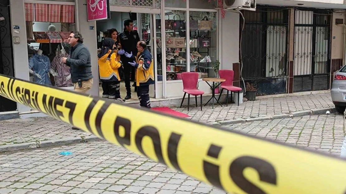 Manisa'da cinayet: Önce kadını sonra kendini öldürdü