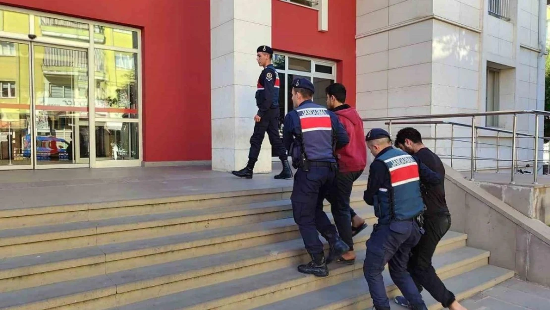 Manisa'da DEAŞ operasyonu: 2 tutuklama