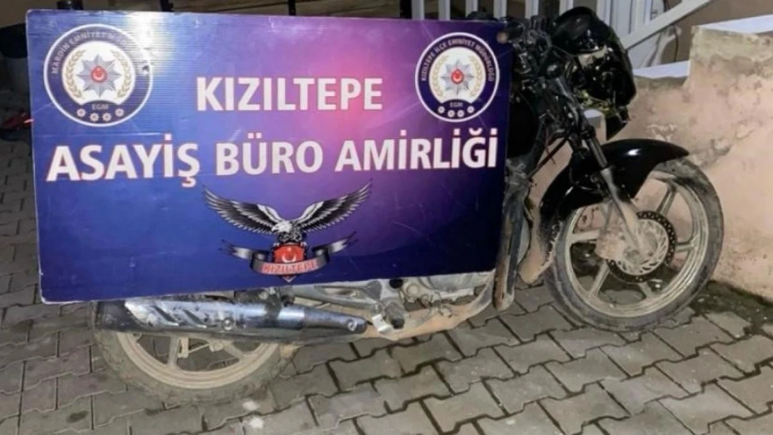 Mardin'de çalıntı motosikletle yakalanan 2 kişi gözaltına alındı