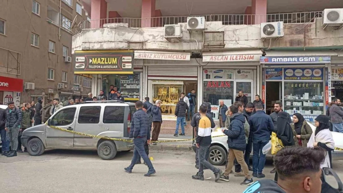 Mardin'de maskeli şahıslardan kuyumcuya silahlı saldırı