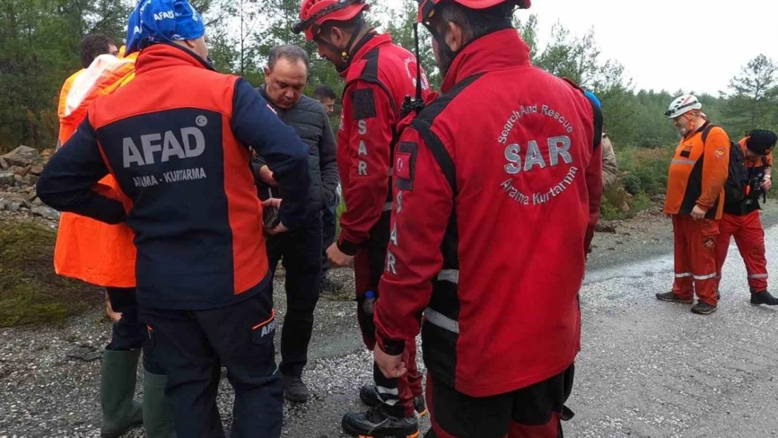 Marmaris Balan Dağı'nda kaybolan şahıs için aramalar havadan ve karadan devam ediyor