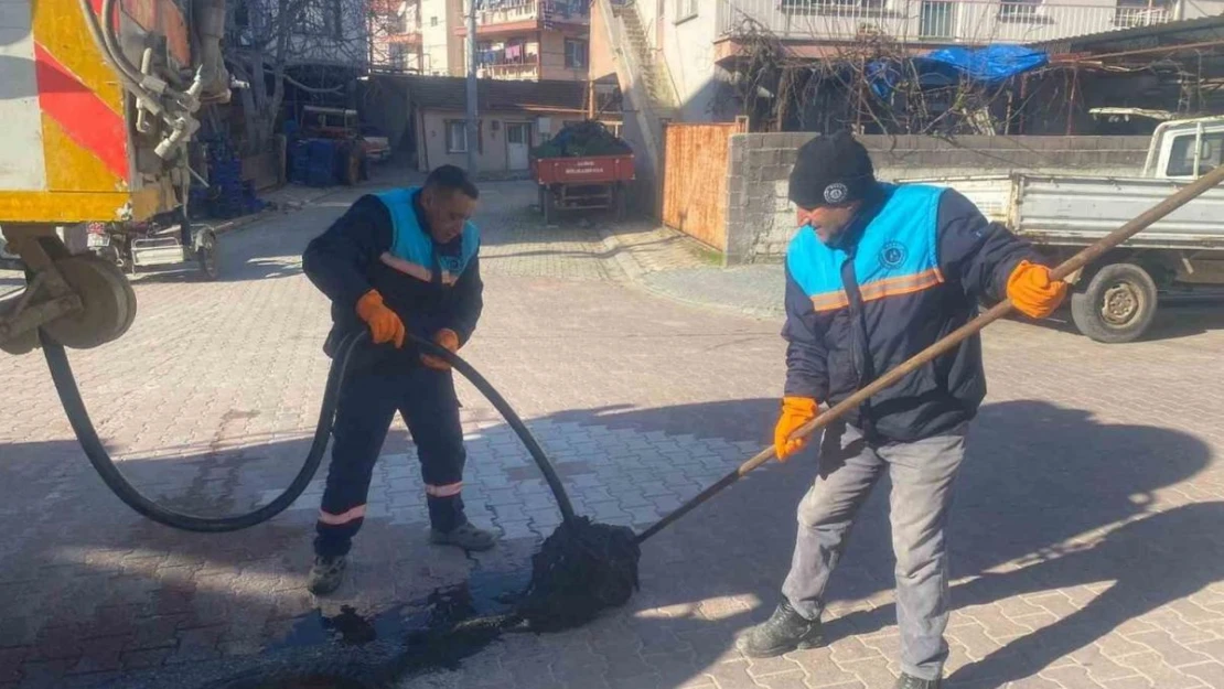 MASKİ'den kanalizasyonlara çöp atmayın uyarısı