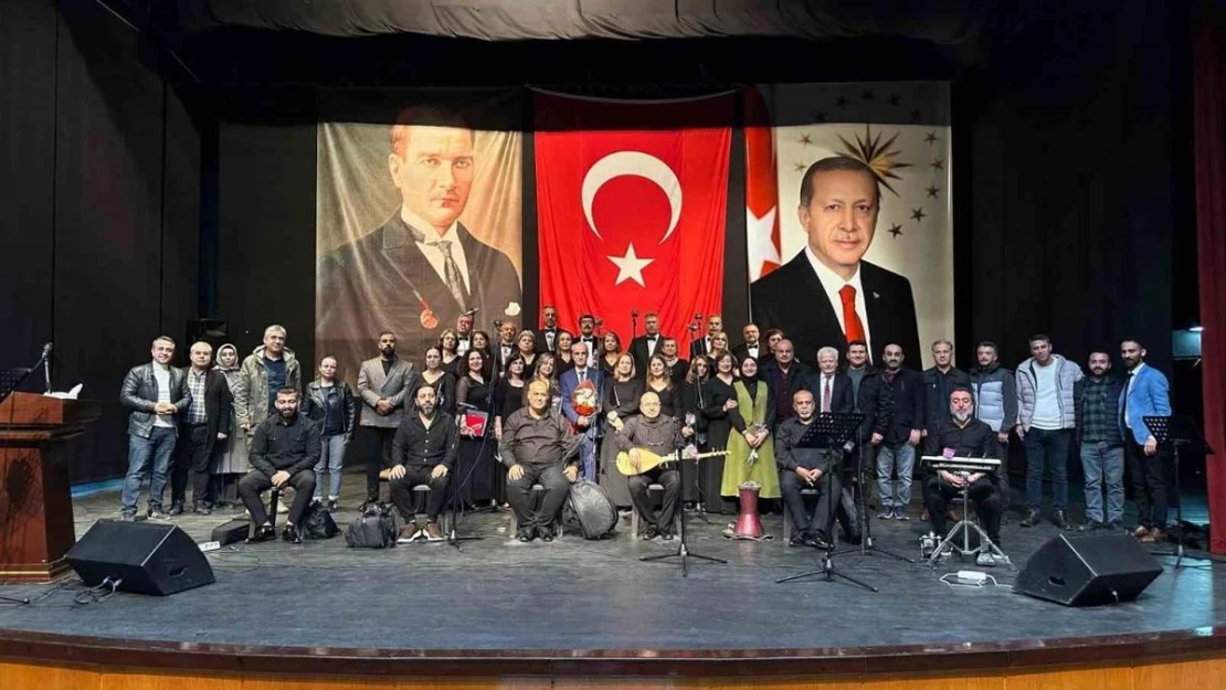 Medeniyetler Koro konser büyük beğeni aldı