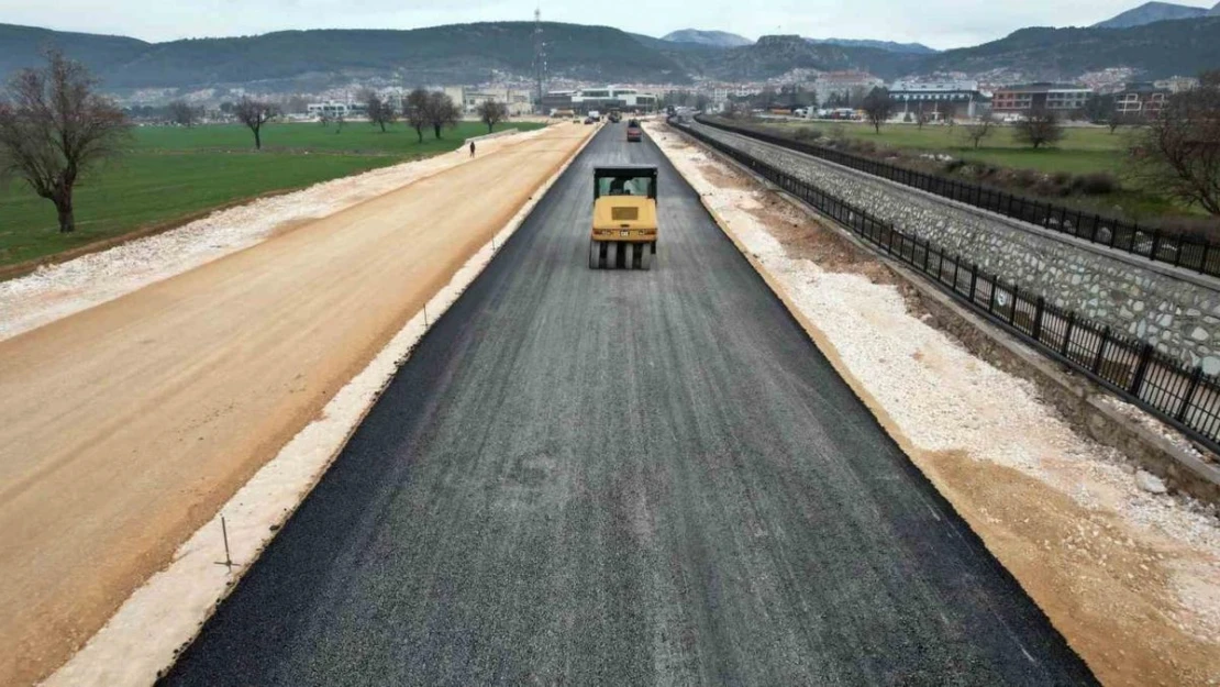 Menteşe otogar yolunda asfaltlama çalışmaları başladı