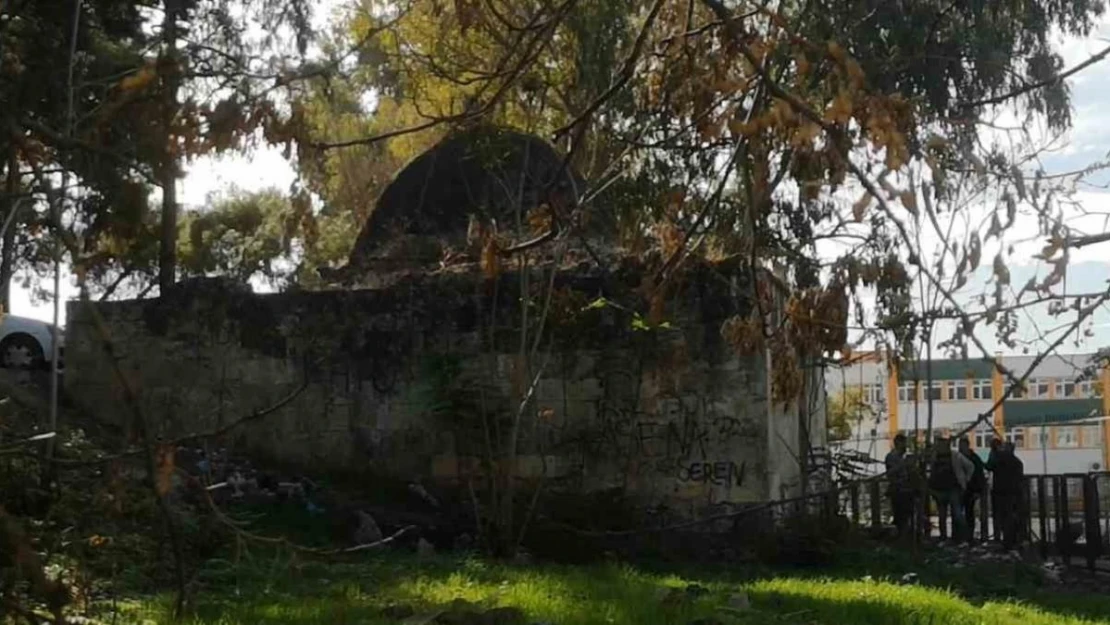 Mersin'de höyükte bıçaklanarak öldürüldü