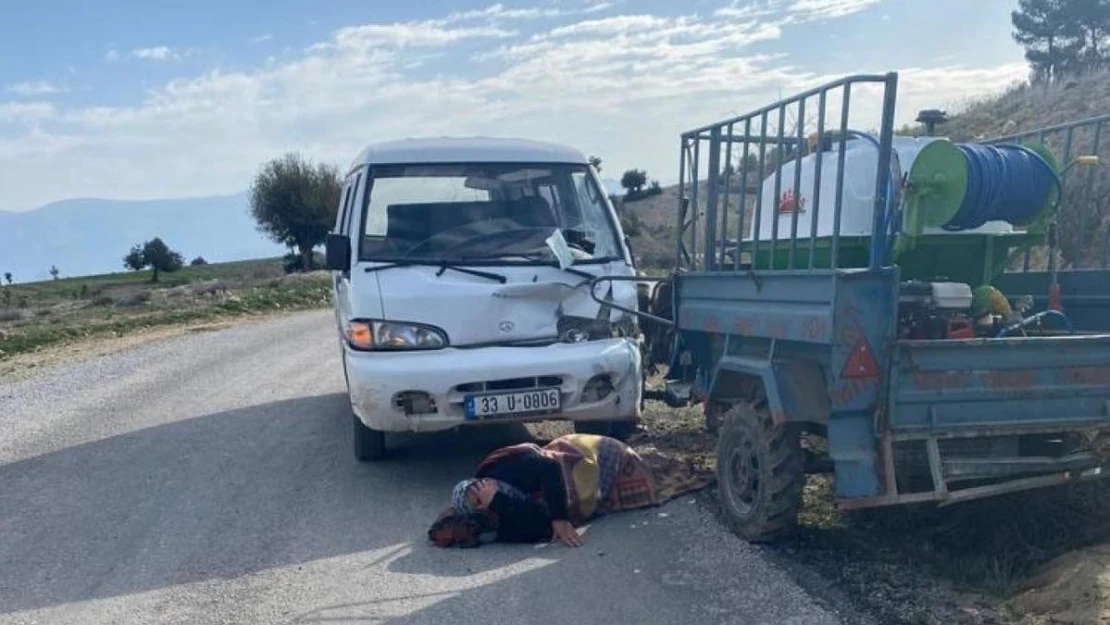 Mersin'de trafik kazası: 2 yaralı