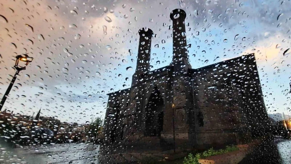 Meteorolojiden kuvvetli yağış uyarısı