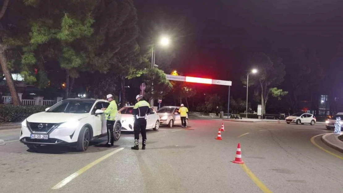 Muğla'da polis ekiplerinden huzur ve güven uygulaması