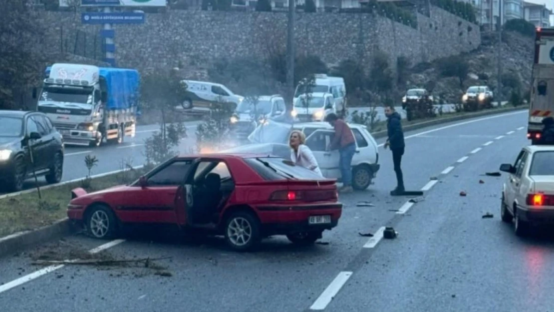 Muğla'da zincirleme trafik kazası: 2 yaralı