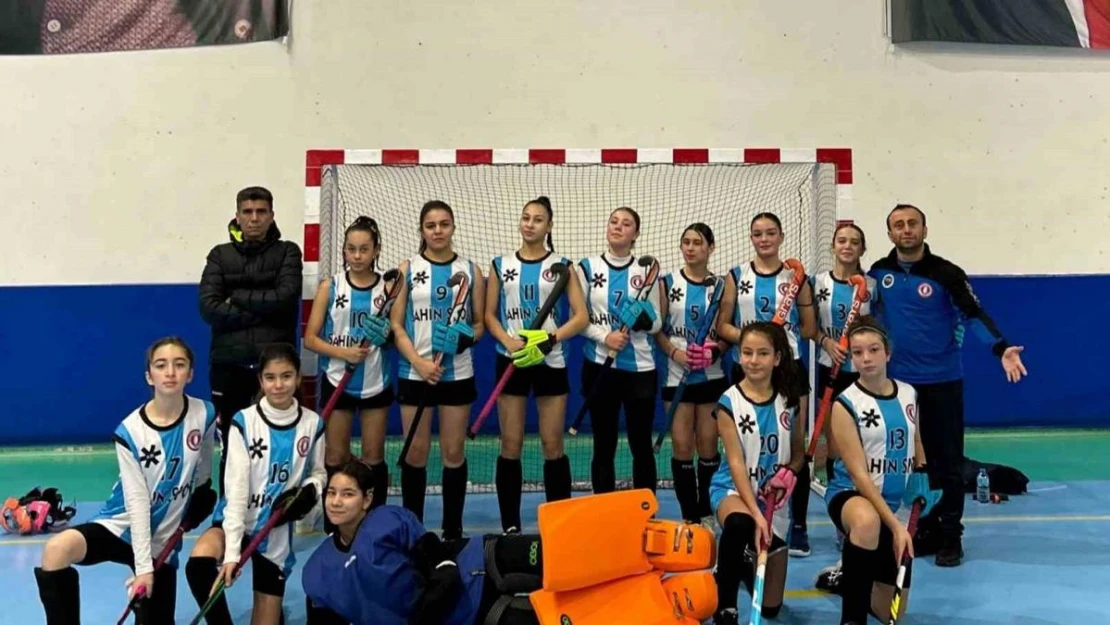 Muğla İl Karması U16 Kızlar Hokey'de galip geldi