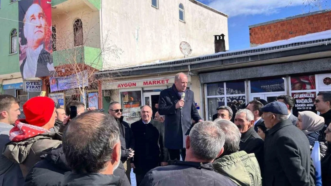 Muharrem İnce, Çıldır'da sandalye üzerinde halka hitap etti