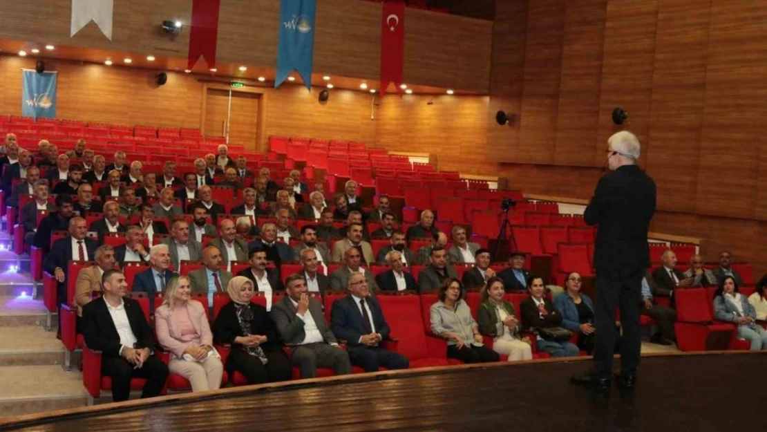 Muhtarlara 'Pozitif Yaşam Becerileri Semineri' verildi