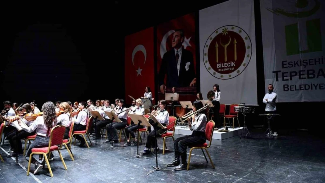 Muhteşem çocuklardan muhteşem Cumhuriyet konseri