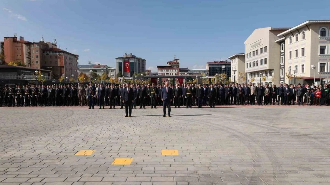 Muş'ta Cumhuriyetin 100. yıl kutlamaları